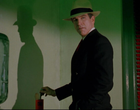 Warren Beatty Revisits Dick Tracy Character in Rights Gambit